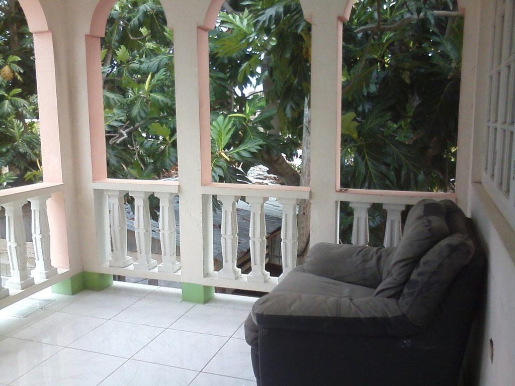 G&R Guesthouse Falmouth Extérieur photo